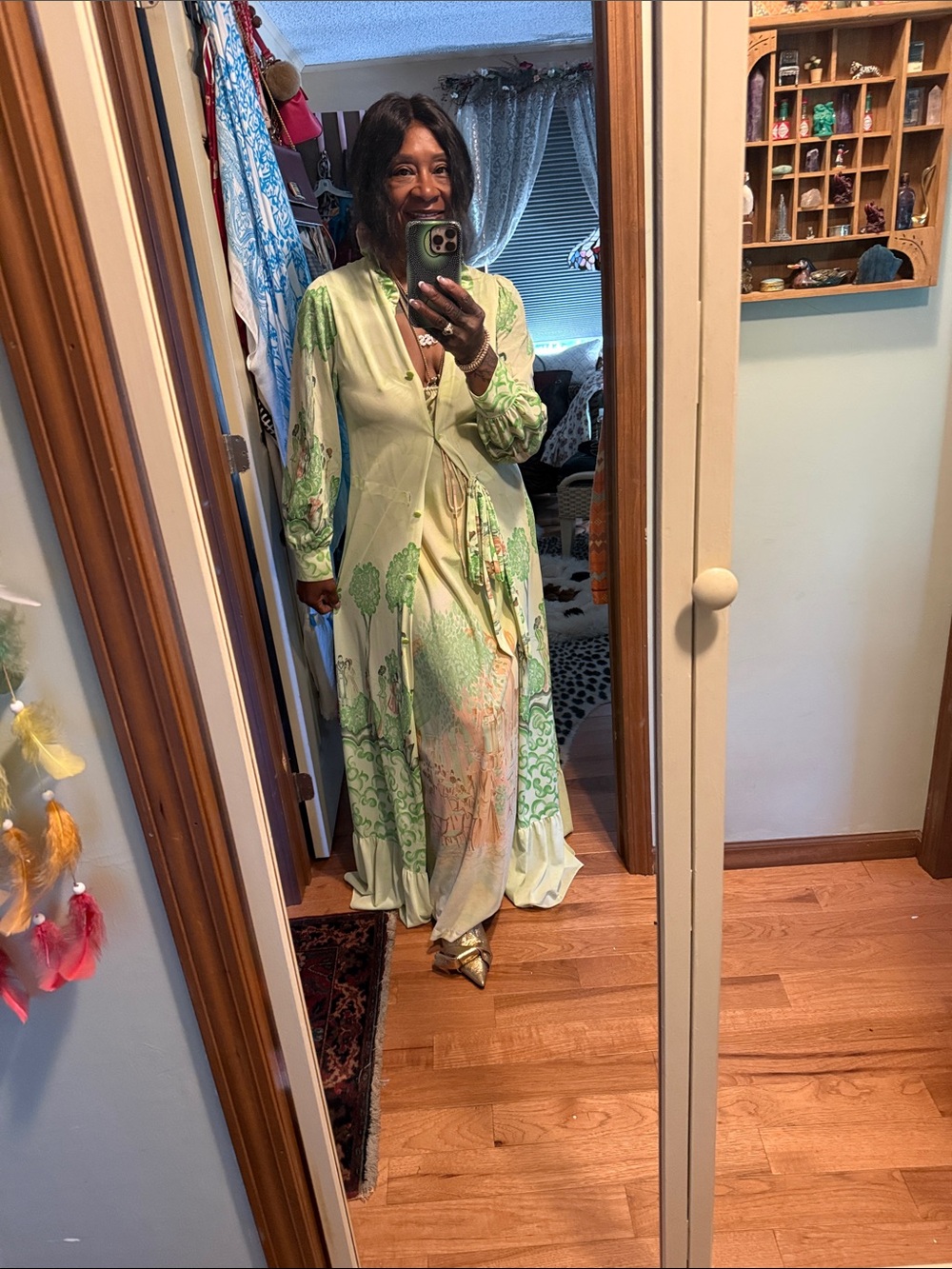 Tailor Vintage Green and Cream Robe